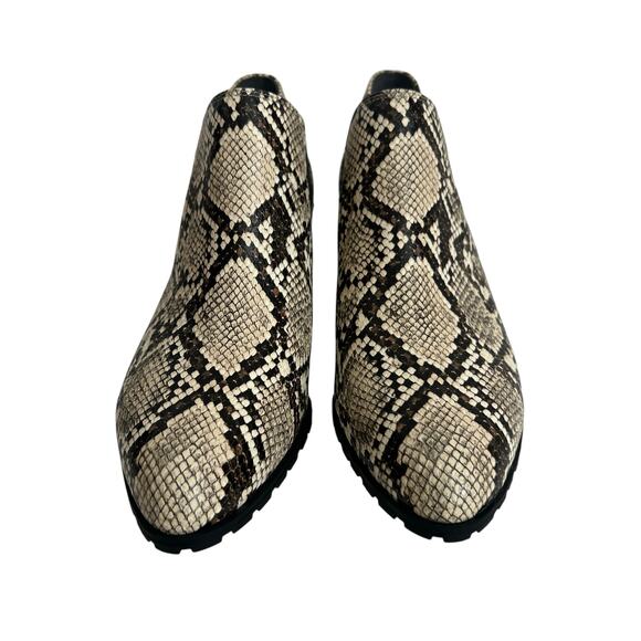 Vionic Belmont Leather Ivory Snake Print Ankle Booties Size 7.5 - Picture 3 of 11